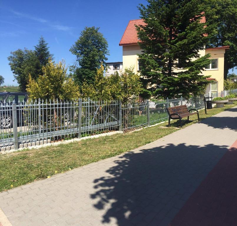 Willa Plaza Pokoje I Domki Z Widokiem Na Morze Apartment Dziwnów Екстериор снимка